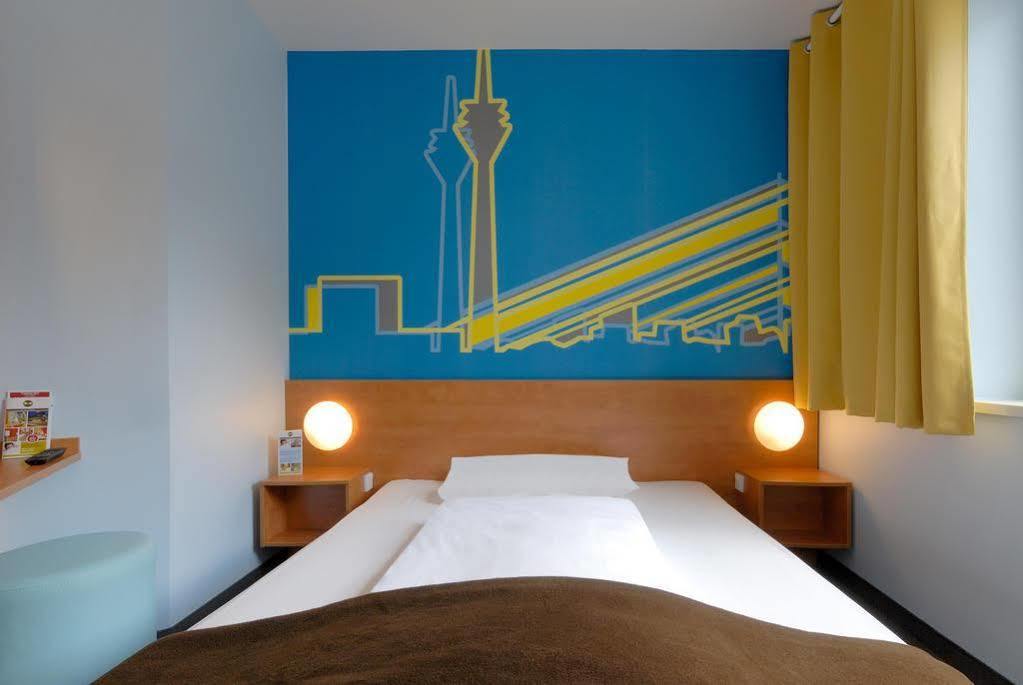 Duesseldorf-mitte Hotel 2*